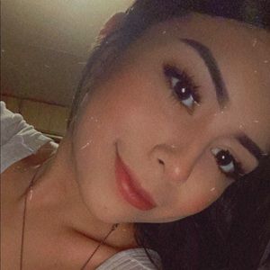 Meet your Posher, Gaby